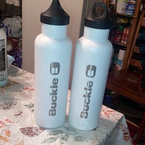 Buckle water bottles